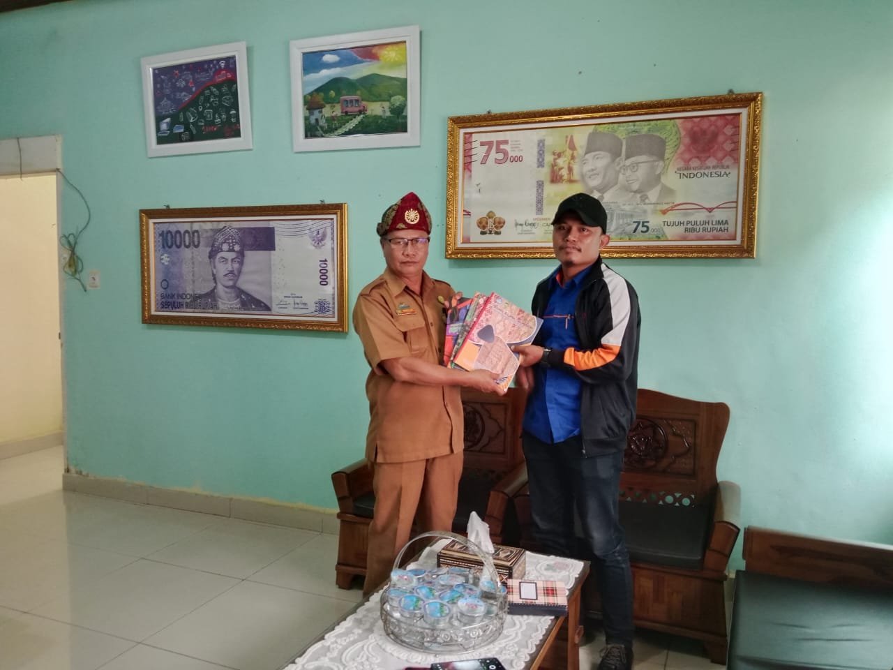 Kain Jumputan diteliti oleh Mukhsin Patriansyah Dosen DKV UIGM